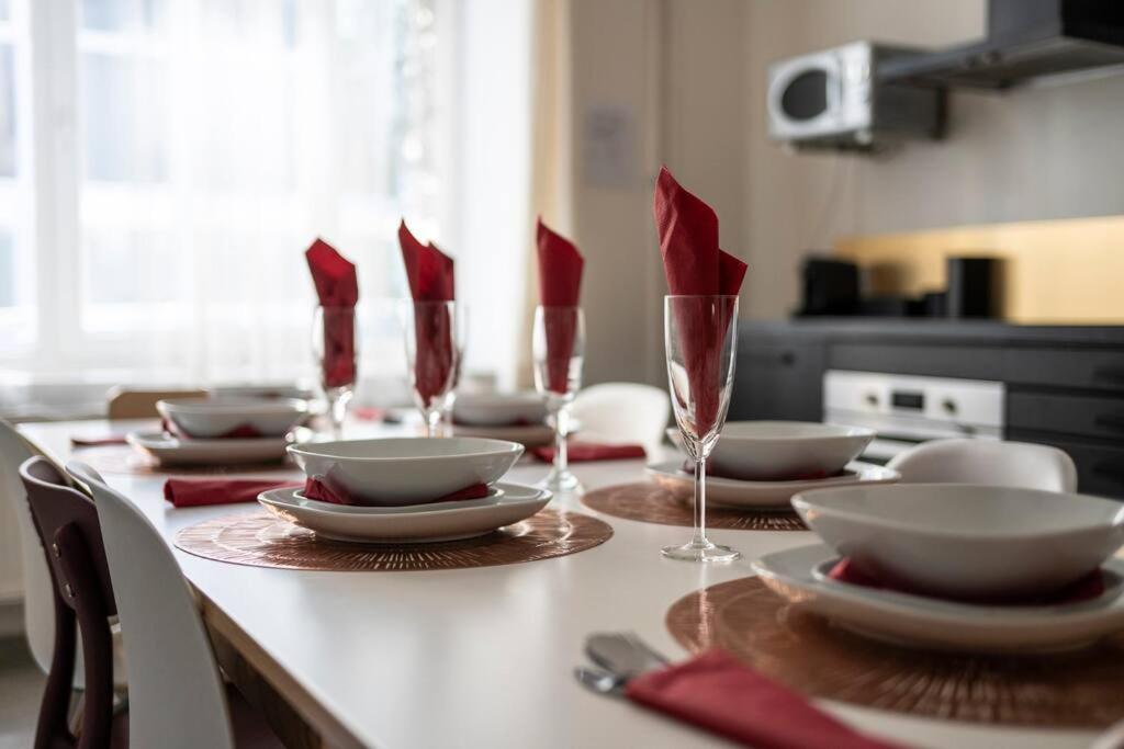 Superb 3 Bedroom & 3 Bathroom Duplex In Brussels City Centre Exterior foto